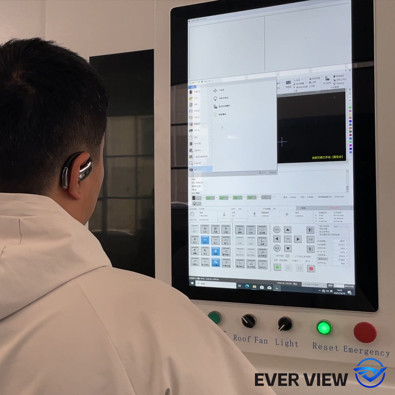 EVER VIEW bagong henerasyon ng mga intelligent laser cutting machine napupunta online, na nag-a-upgrade ng remote monitoring na kakayahan para sa Industry 4.0 compatibility.