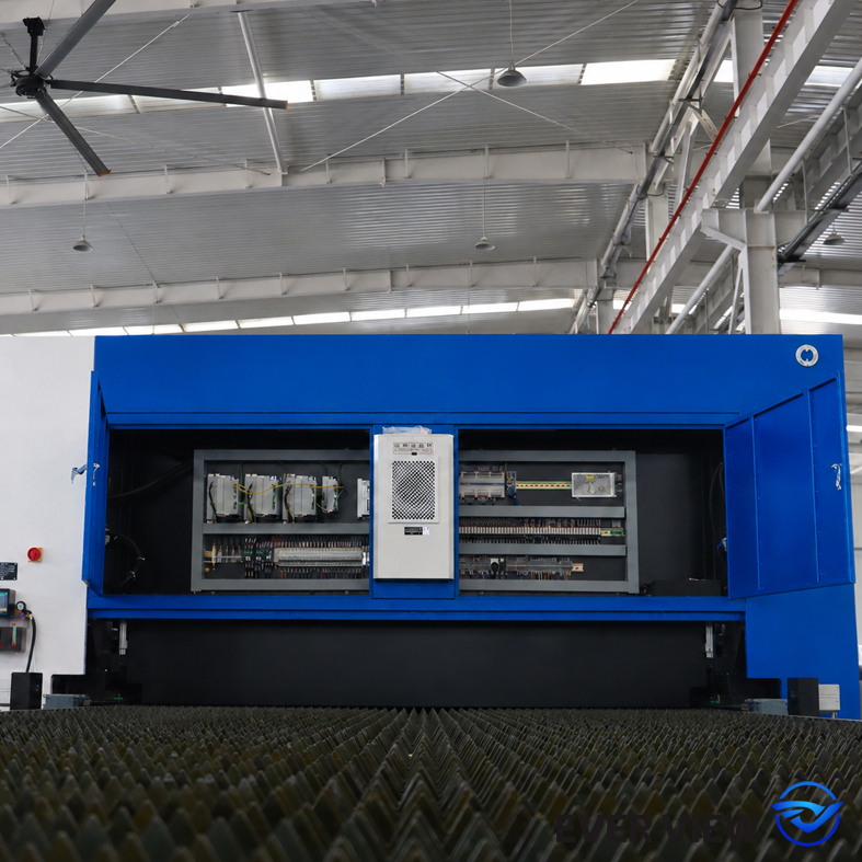 EVER VIEW ang pag-upgrade ng sistema ng pagpapakain ng laser cutting machine ay higit na nagpapabuti sa automated processing efficiency